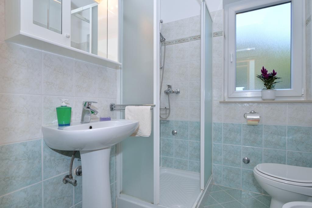 Apartment Andrea Sveta Marina 部屋 写真