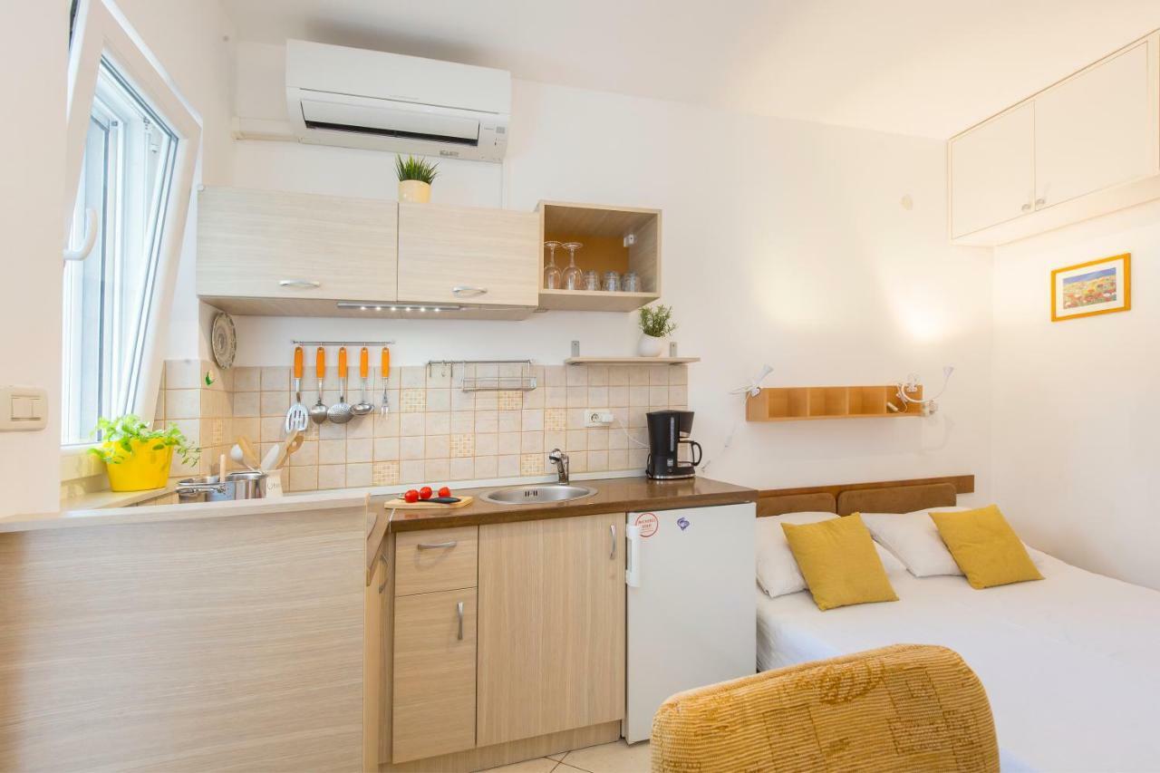 Apartment Andrea Sveta Marina エクステリア 写真