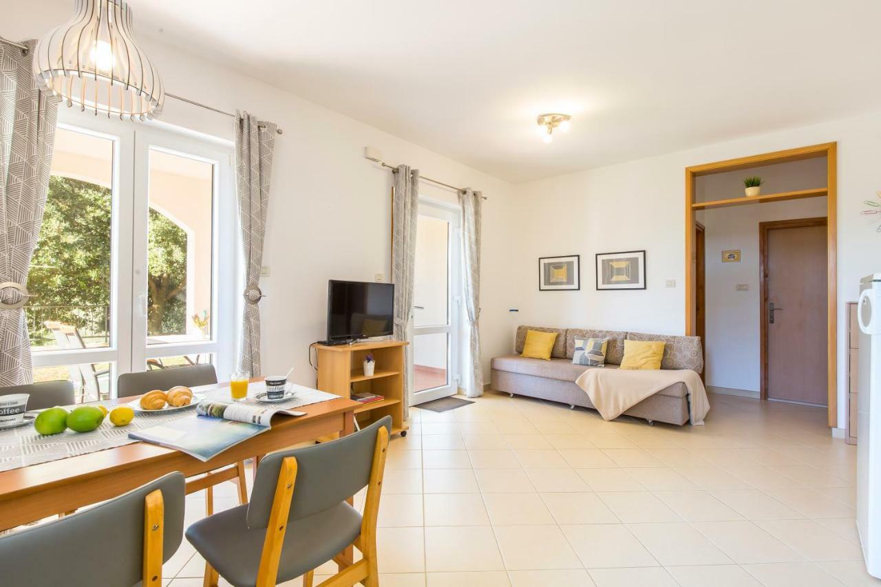 Apartment Andrea Sveta Marina エクステリア 写真